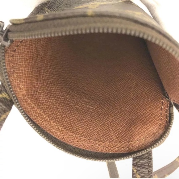 Louis Vuitton Monogram Pochette Secret Shoulder Pouch - Picture 5 of 9